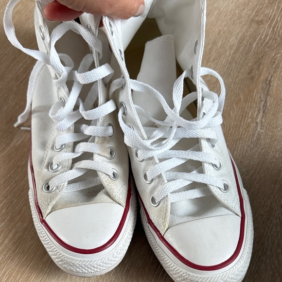 Converse White High-Top Sneakers Mens 7.5 / Womens 9.5 - Picture 4 of 7
